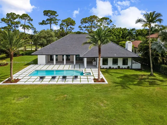 $3,575,000 | 1761 Breakers W Boulevard, West Palm Beach, FL 33411