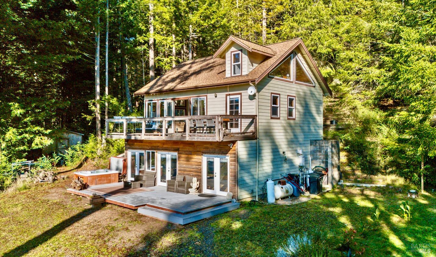 40401 Little River-Airport Road Little River, CA 95456 - Photo 2 of 47 a front view of house with yard and green space