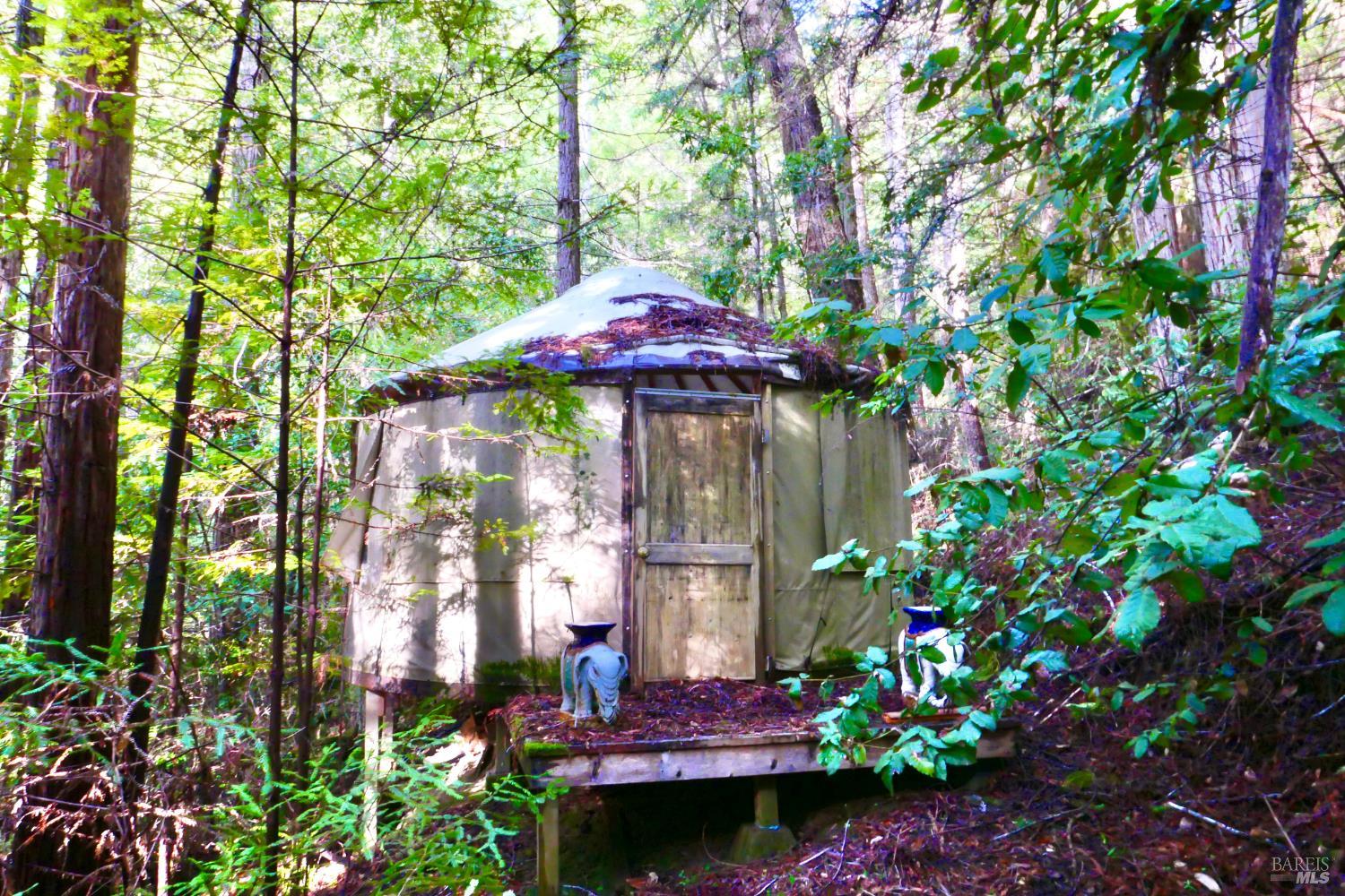 40401 Little River-Airport Road Little River, CA 95456 - Photo 36 of 47 a view of a garden with a patio