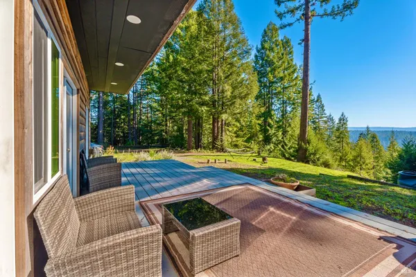 $850,000 | 40401 Little River-Airport Road, Little River, CA 95456