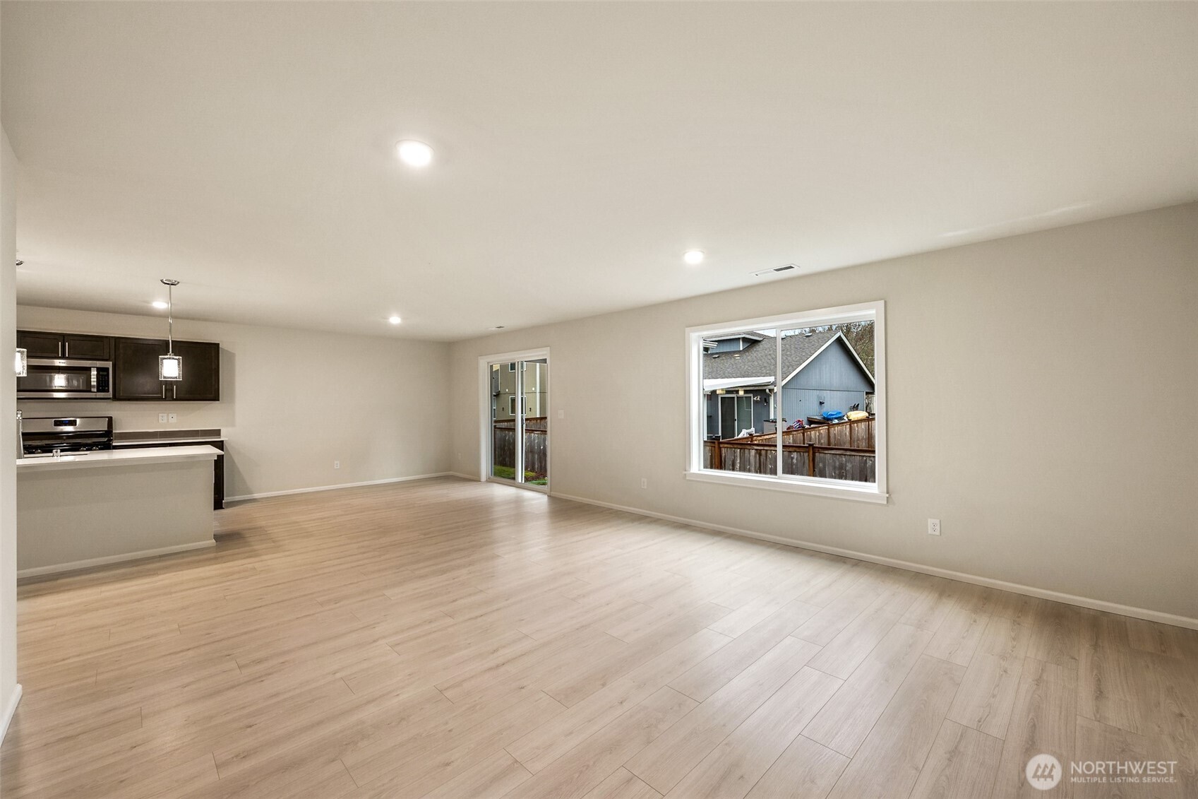 107 Willowbrook Drive Chehalis, WA 98532 - Photo 14 of 30 a view of an empty room with a window