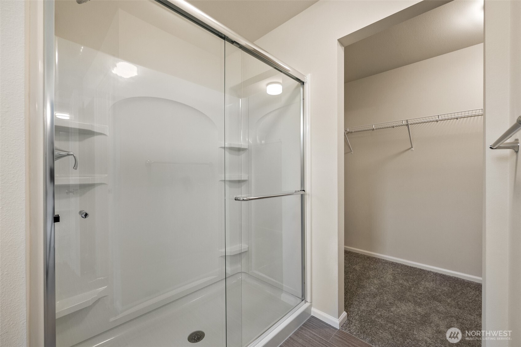 107 Willowbrook Drive Chehalis, WA 98532 - Photo 26 of 30 a bathroom with a glass shower door