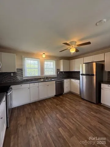 $1,995 | 428 Barkley Lane, Taylorsville, NC 28681