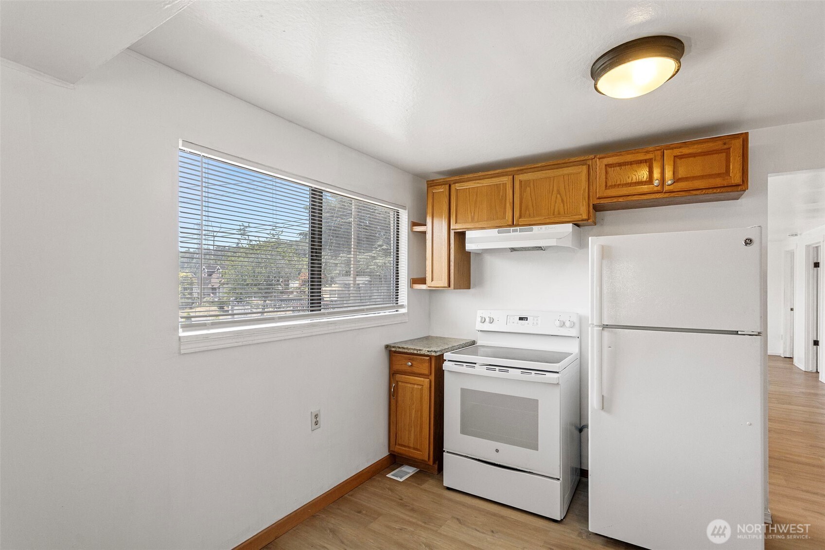 8614 Renton Avenue South Seattle, WA 98118 - Photo 9 of 19