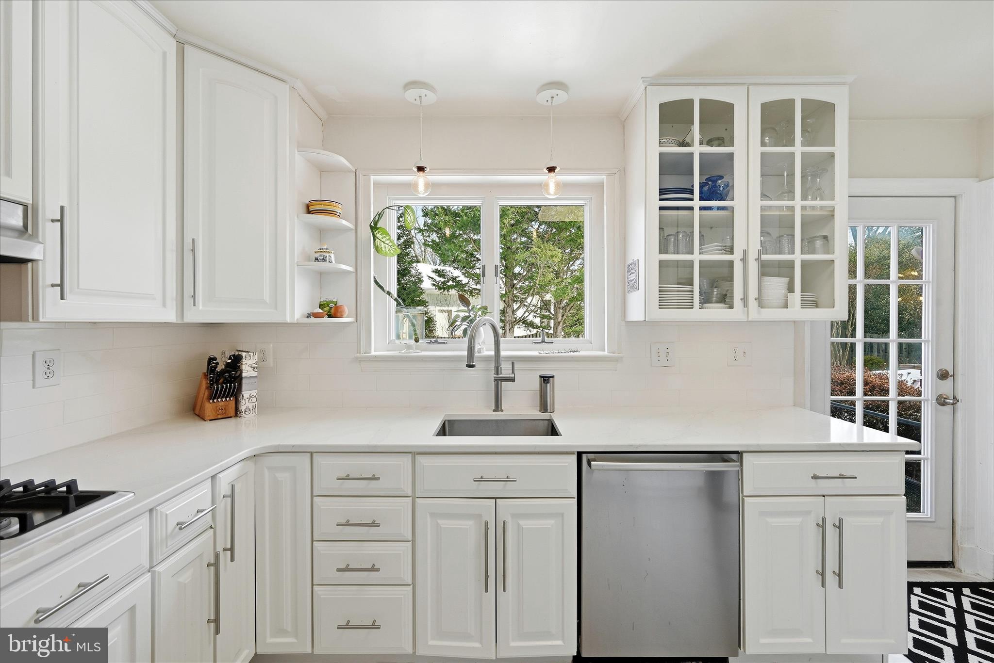 1201 Allendale Road McLean, VA 22101 - Photo 22 of 74 Kitchen