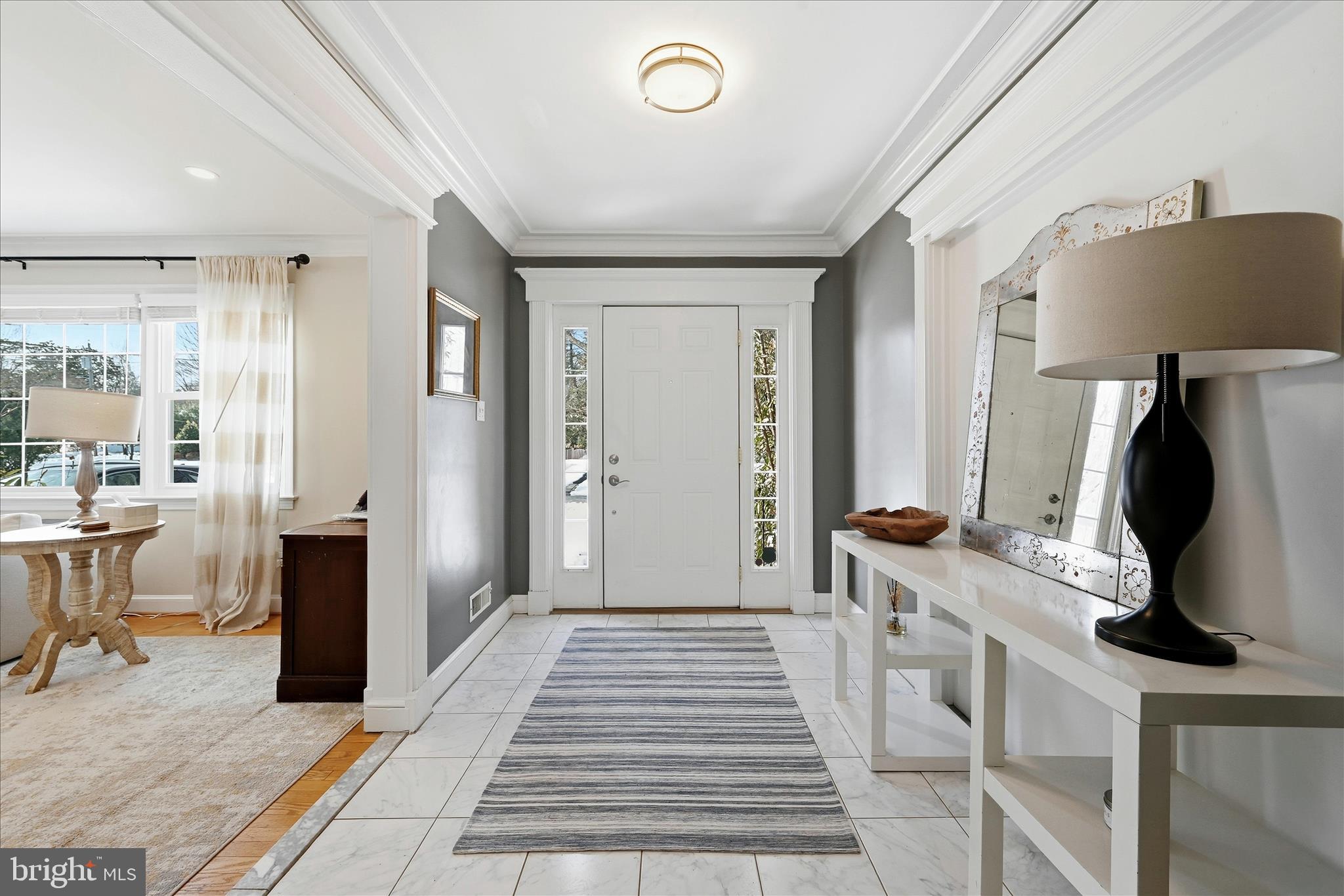 1201 Allendale Road McLean, VA 22101 - Photo 5 of 74 Foyer