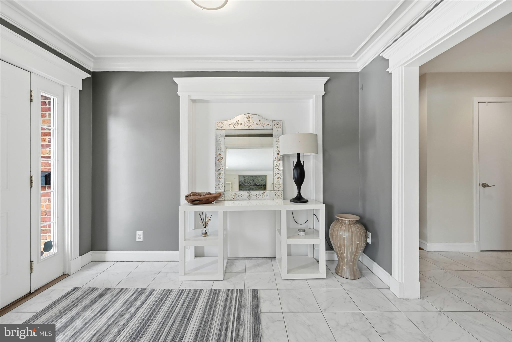 1201 Allendale Road McLean, VA 22101 - Photo 7 of 74 Foyer