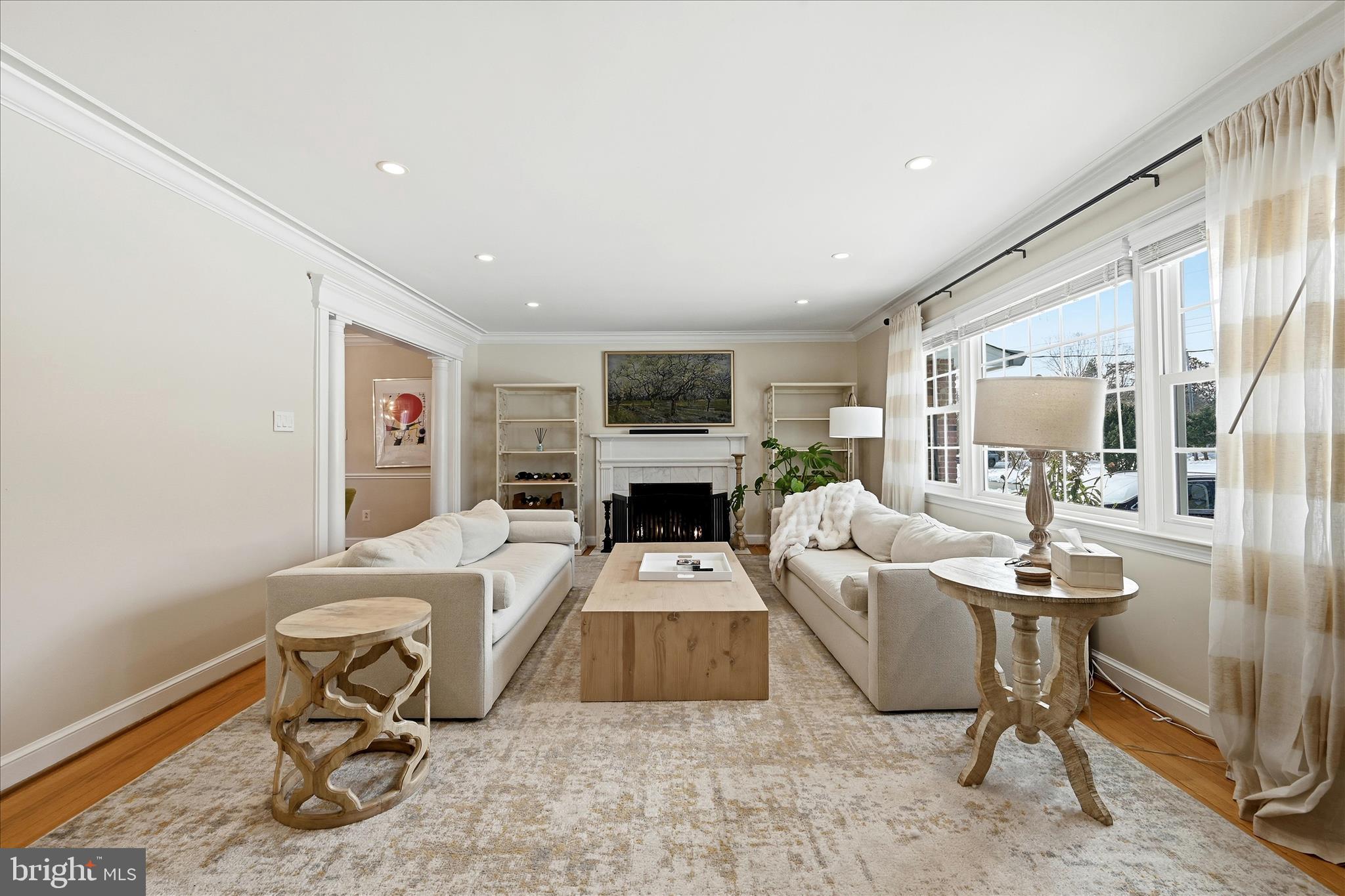 1201 Allendale Road McLean, VA 22101 - Photo 8 of 74 Living Room