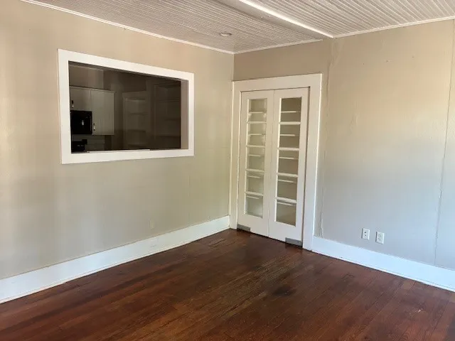 $1,200 | 113 North Walton Street, Unit D, Darien, GA 31305