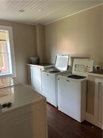 $1,200 | 113 North Walton Street, Unit D, Darien, GA 31305