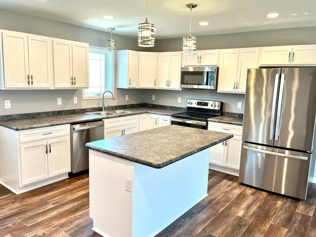 $330,000 | 2008 Nelson Drive, Thief River Falls, MN 56701