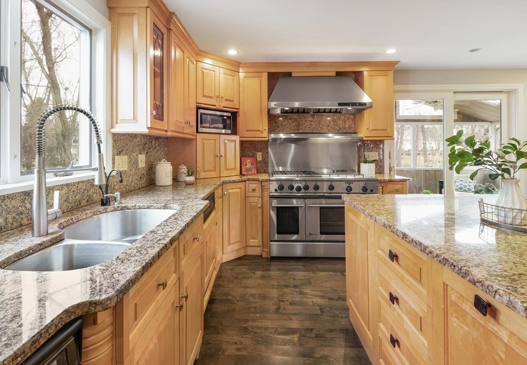 23 Lynn Road Needham, MA 02494 - Photo 13 of 39