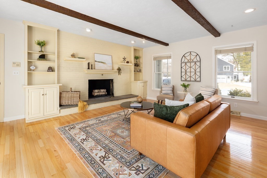 23 Lynn Road Needham, MA 02494 - Photo 7 of 39