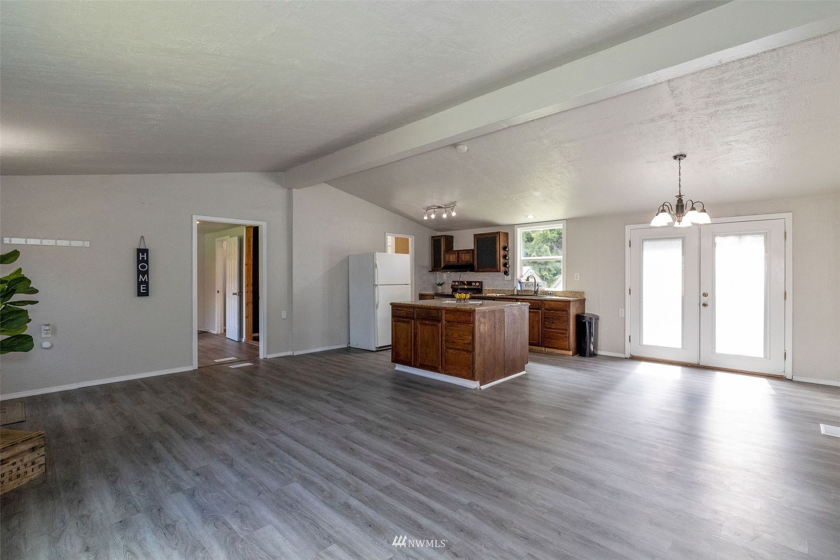 4926 Southeast Horstman Road Port Orchard, WA 98366 - Photo 11 of 35 Gallery Image 11