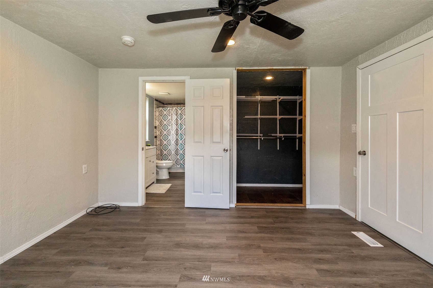 4926 Southeast Horstman Road Port Orchard, WA 98366 - Photo 16 of 35 Gallery Image 16