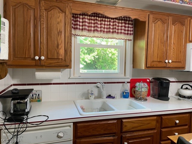 354 Parkman Road Southwest Warren, OH 44485 - Photo 4 of 28