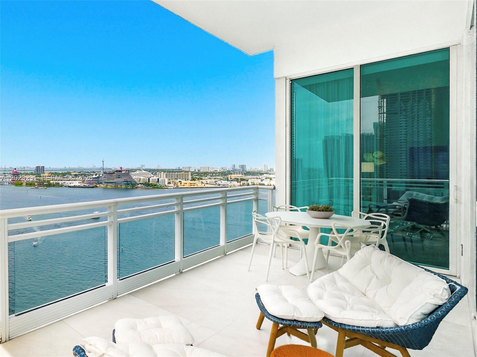 900 Brickell Key Boulevard, Unit 1801 Miami, FL 33131 - Photo 4 of 41