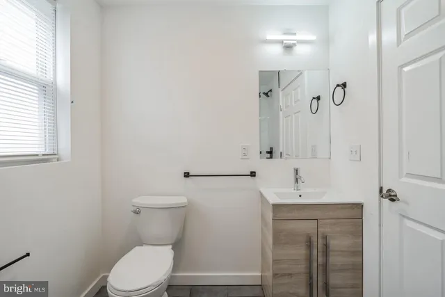 $1,595 | 407 South 42nd Street, Unit 3R, Philadelphia, PA 19104