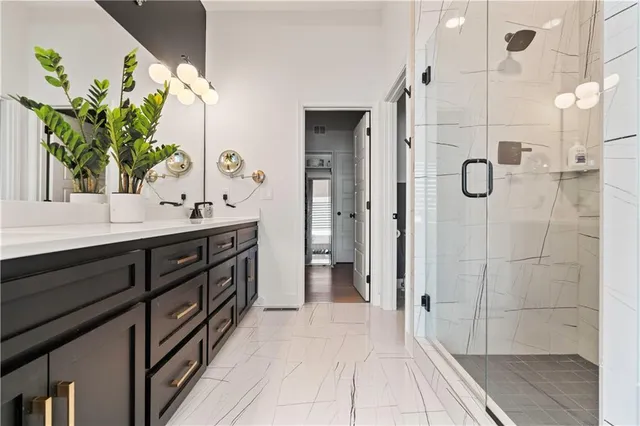 $689,900 | 4132 Northeast Dearborn Lane, Lee's Summit, MO 64064