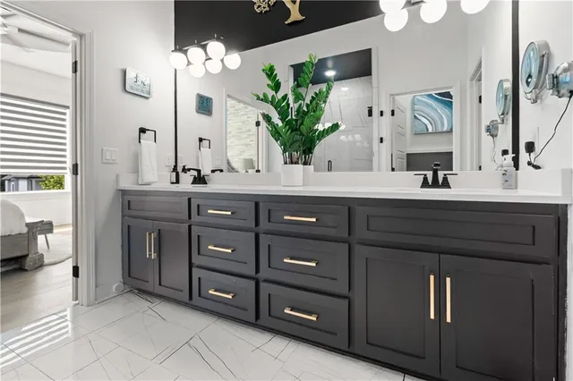 $689,900 | 4132 Northeast Dearborn Lane, Lee's Summit, MO 64064