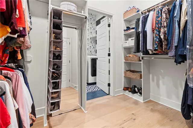 $689,900 | 4132 Northeast Dearborn Lane, Lee's Summit, MO 64064