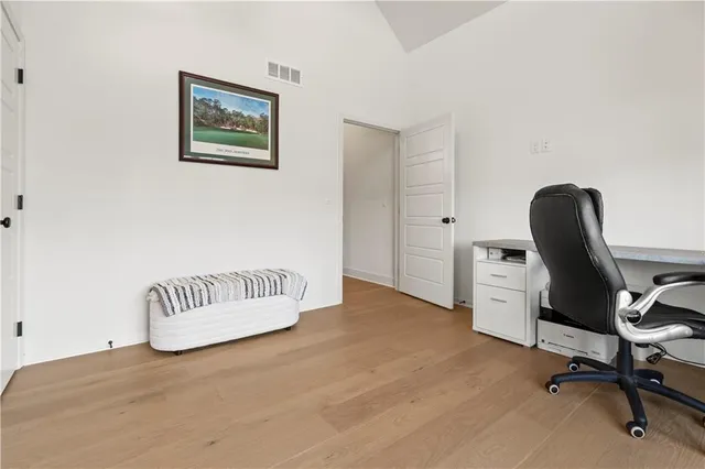 $689,900 | 4132 Northeast Dearborn Lane, Lee's Summit, MO 64064