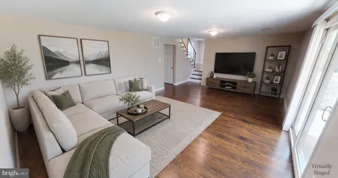 $469,900 | 1616 Debra Drive, Waldorf, MD 20601