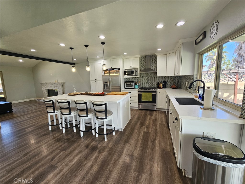 4722 Summit Avenue Simi Valley, CA 93063 - Photo 7 of 28