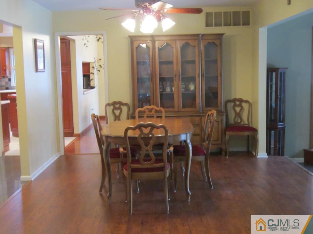 596 Marlboro Road Old Bridge, NJ 08857 - Photo 5 of 24 Gallery Image 5