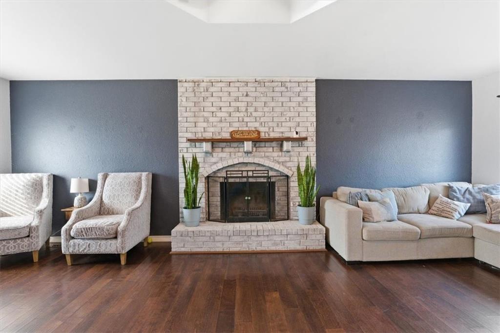 21800 South Martha Road Peculiar, MO 64078 - Photo 6 of 23