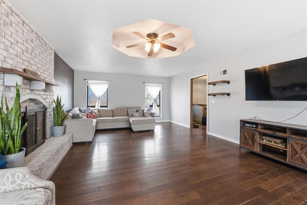 21800 South Martha Road Peculiar, MO 64078 - Photo 8 of 23