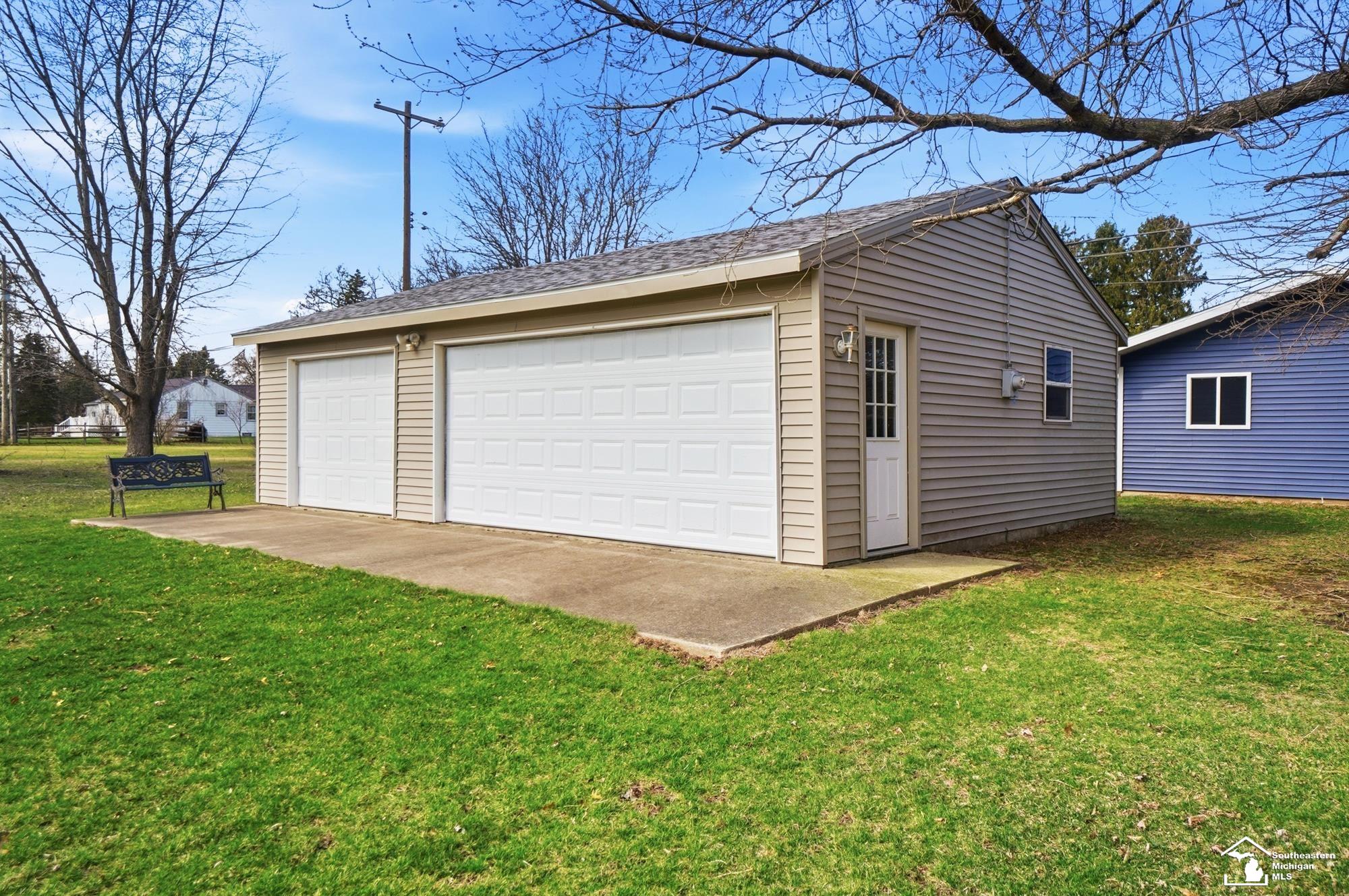 924 Hawthorn Street Temperance, MI 48182 - Photo 58 of 61