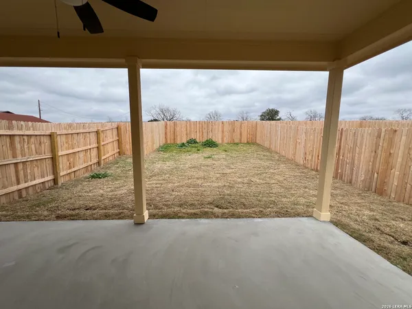 $1,550 | 351 Emma Drive, New Braunfels, TX 78130