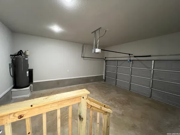 $1,550 | 351 Emma Drive, New Braunfels, TX 78130