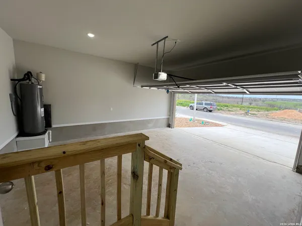 $1,550 | 351 Emma Drive, New Braunfels, TX 78130