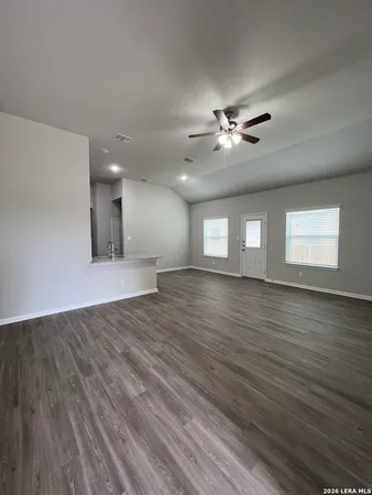 $1,550 | 351 Emma Drive, New Braunfels, TX 78130