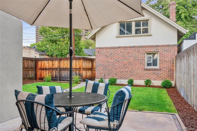 a view of outdoor space yard and front view of a house