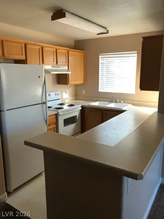 $995 | 2967 Juniper Hills Boulevard, Unit 201, Las Vegas, NV 89142