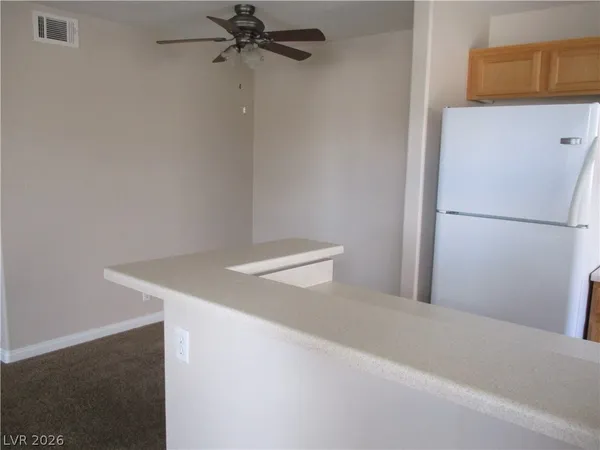 $995 | 2967 Juniper Hills Boulevard, Unit 201, Las Vegas, NV 89142