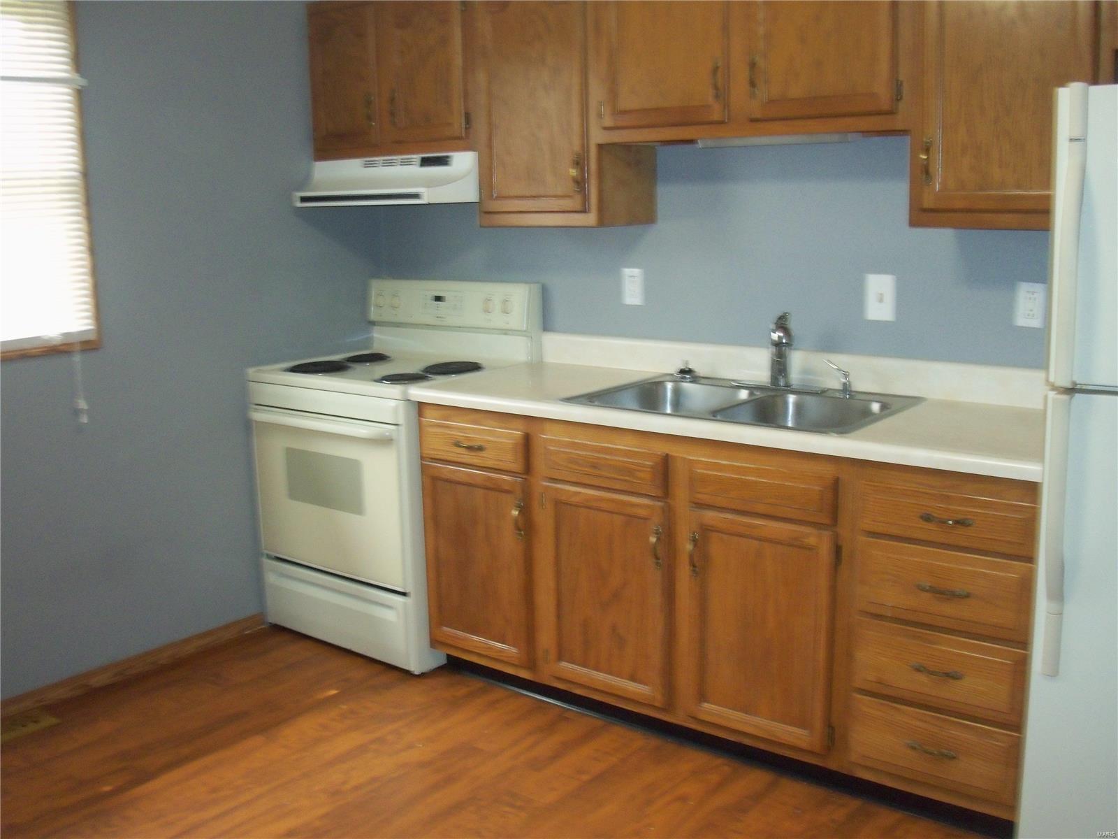 805 Sinclair Avenue South Roxana, IL 62087 - Photo 9 of 10 Gallery Image 9