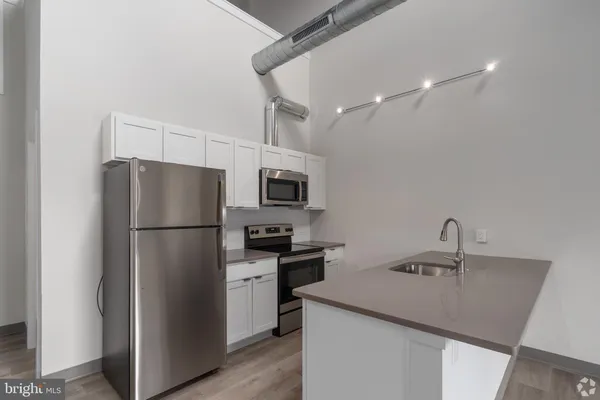 $1,800 | 224 Hall Street, Unit 14, Phoenixville, PA 19460