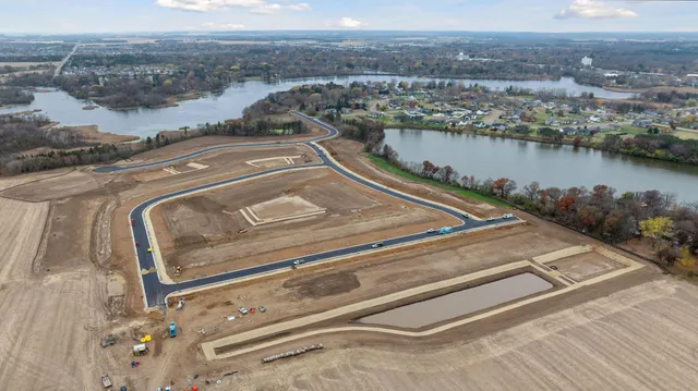 $85,000 | 1133 North Shore Drive, New Richmond, WI 54017