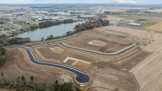 $85,000 | 1133 North Shore Drive, New Richmond, WI 54017