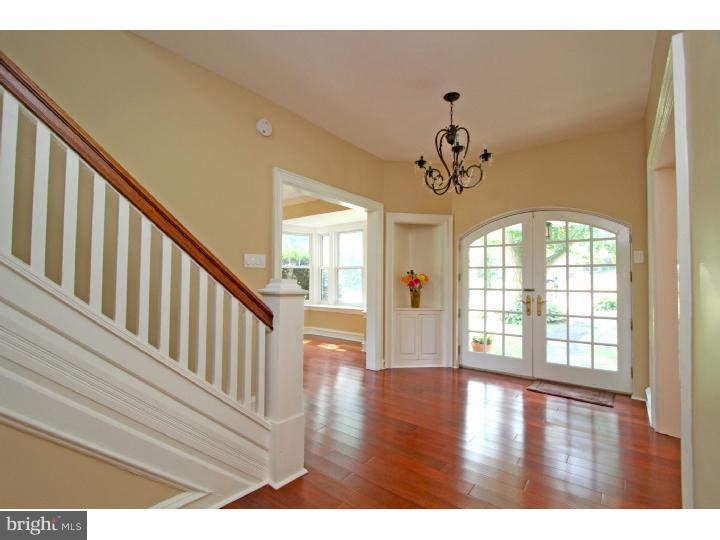 904 Rydal Road Abington, PA 19046 - Photo 3 of 25 Foyer