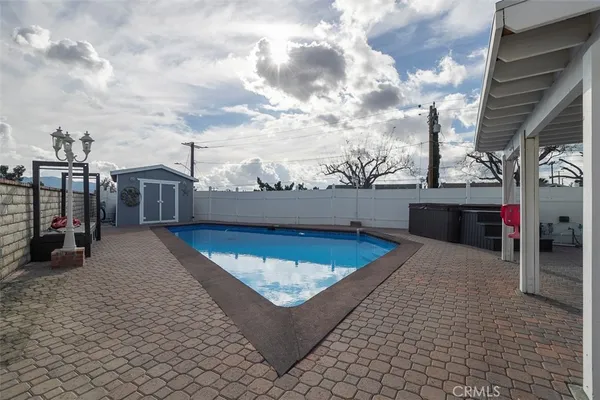 $3,900 | 28190 Hot Springs Avenue, Canyon Country, CA 91351