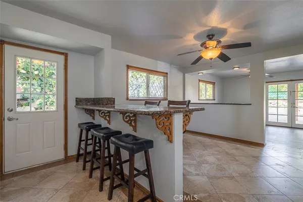 $3,900 | 28190 Hot Springs Avenue, Canyon Country, CA 91351