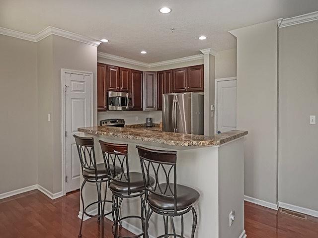 352 Maple Ridge Drive Canonsburg, PA 15317 - Photo 4 of 29