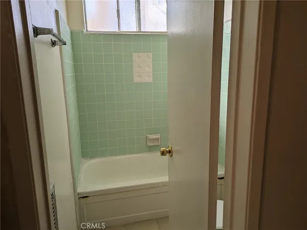 $1,700 | 20415 Anza Avenue, Torrance, CA 90503