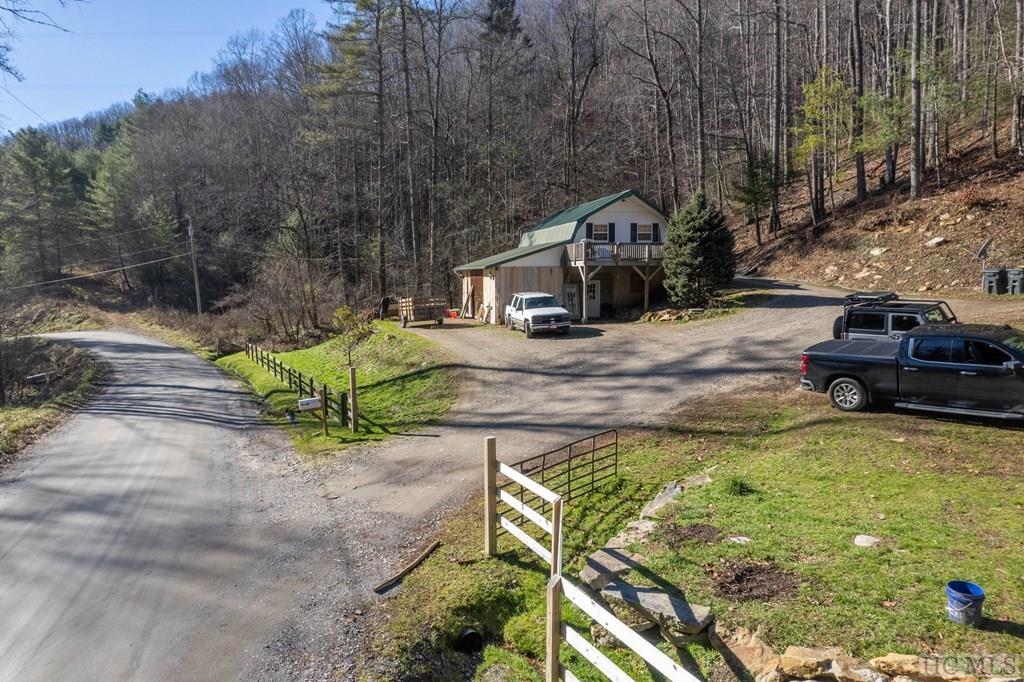 2268 Blanton Branch Road Sylva, NC 28779 - Photo 9 of 26 Gallery Image 9
