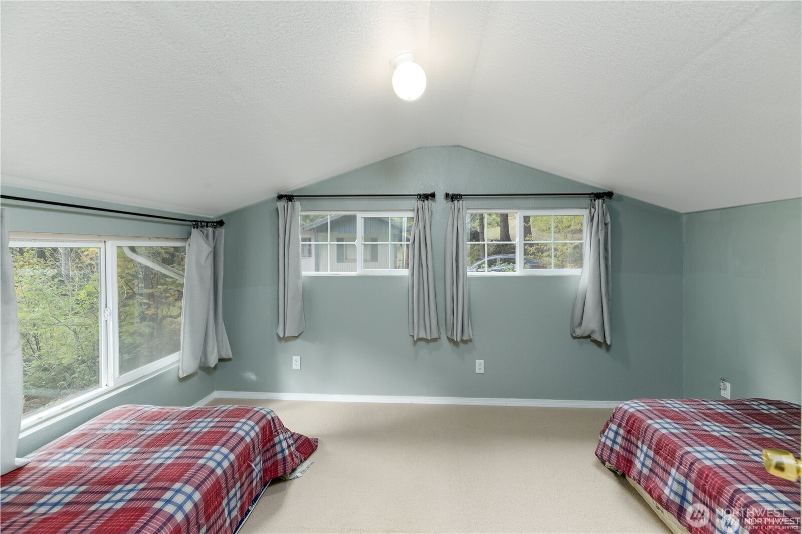 17 Thompson Point Road Port Angeles, WA 98363 - Photo 12 of 25